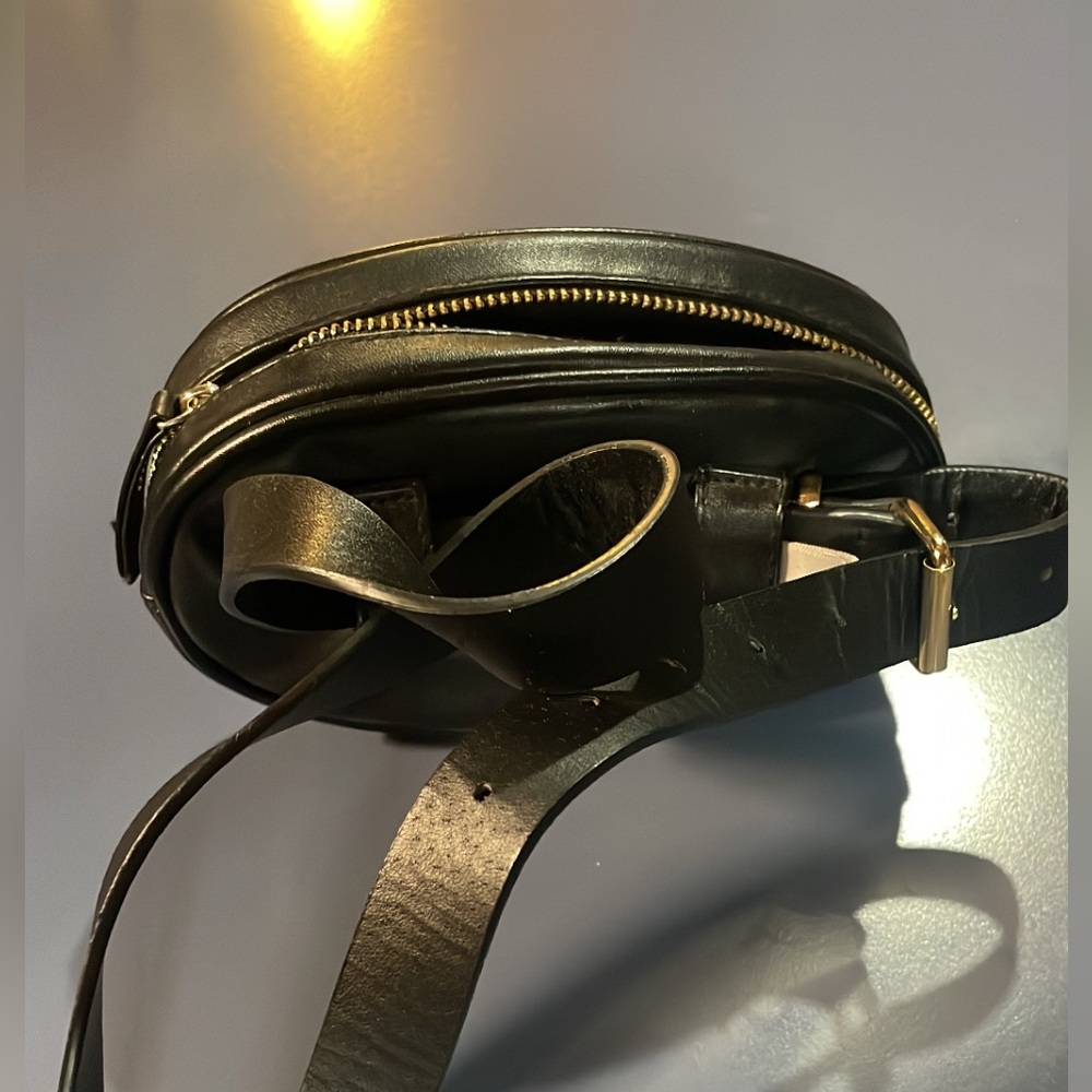 Fanny pack - Picture 2 of 2
